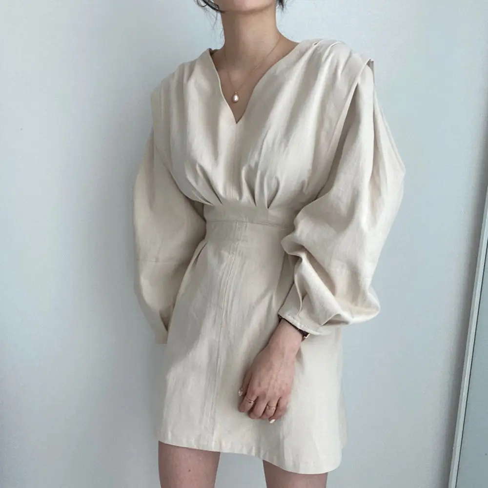 

Vintage Puff Sleeve Chic Dress Women Elegant V-neck Mini Short Dresses Female 2021 Spring Ladies Dresses
