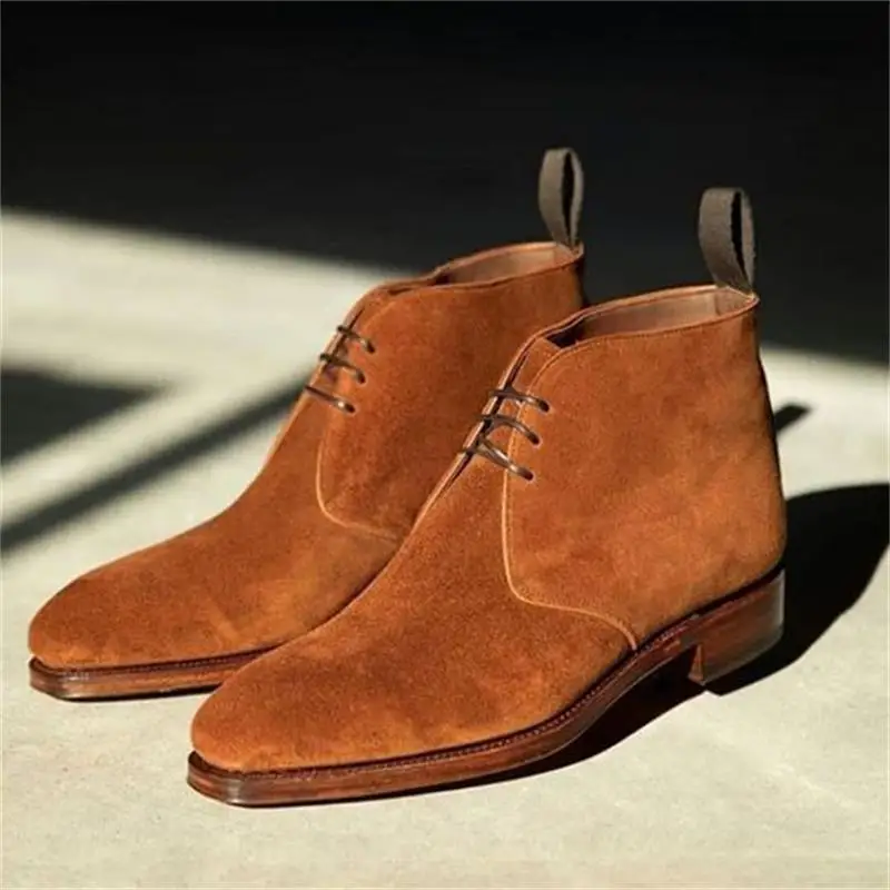 

2021 New Men Fashion Trend Dress Shoes Handmade Tan Faux Suede Wingtip Lace-up Square Toe Everyday Gentleman Ankle Boots 7KG530
