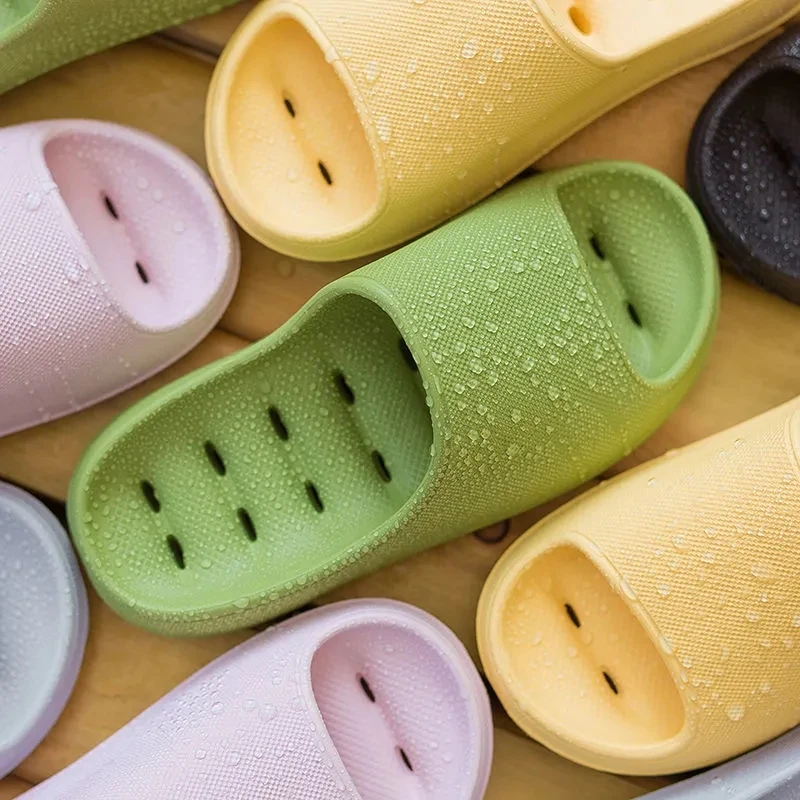 Bathroom Quick-drying EVA Slipper for Woman Spring No-slips Hollowed Shoes Slides Couple Man Female Light Platform Slippers