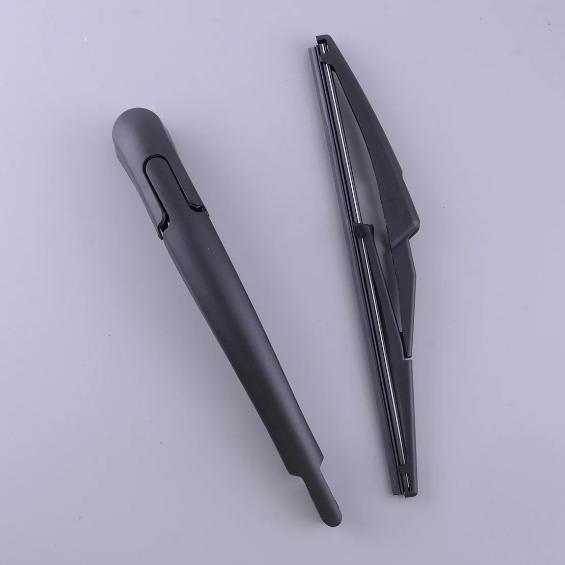 

Комплект щетки стеклоочистителя для Jeep Renegade 2015 2016 2017 2018 2019 68256590AA