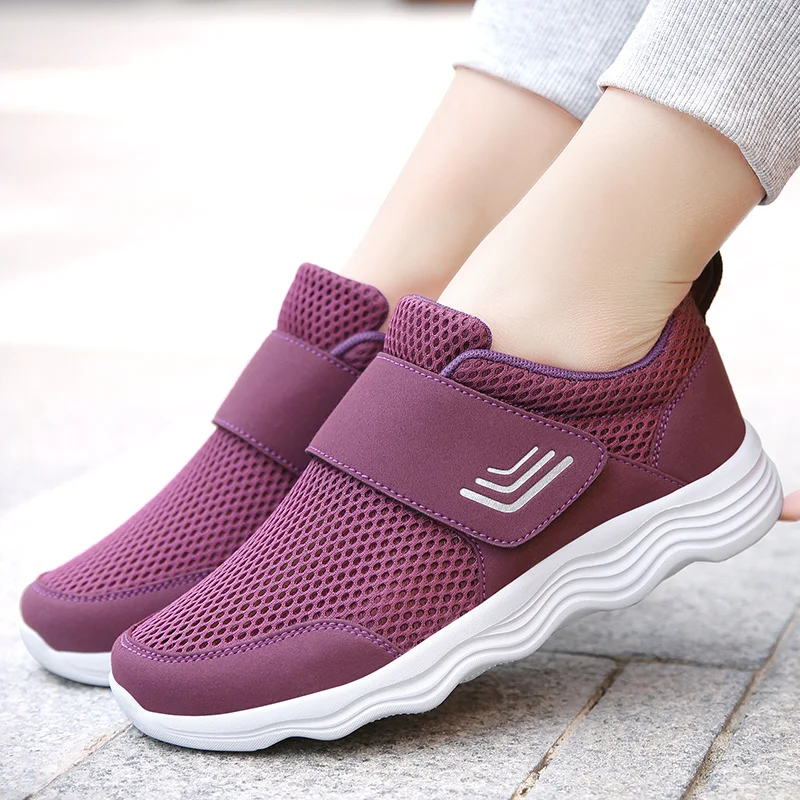 

Новинка 2021 года; Сезон весна; Мужская повседневная обувь; Легкие удобные дышащие прогулочные женские кроссовки без шнуровки; Удобные лоферы...