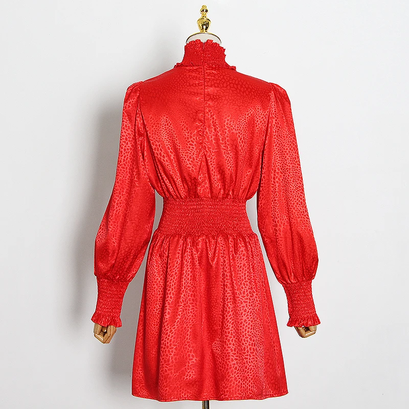 Женское Повседневное платье TWOTWINSTYLE Черное мини-платье с воротником-стойкой