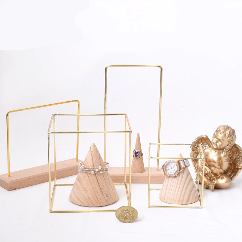 

Minimalist Jewelry Storage Rack Geometric Chic Gold Plating Ring Necklace Bracelet Display Holder Home Desktop Organization