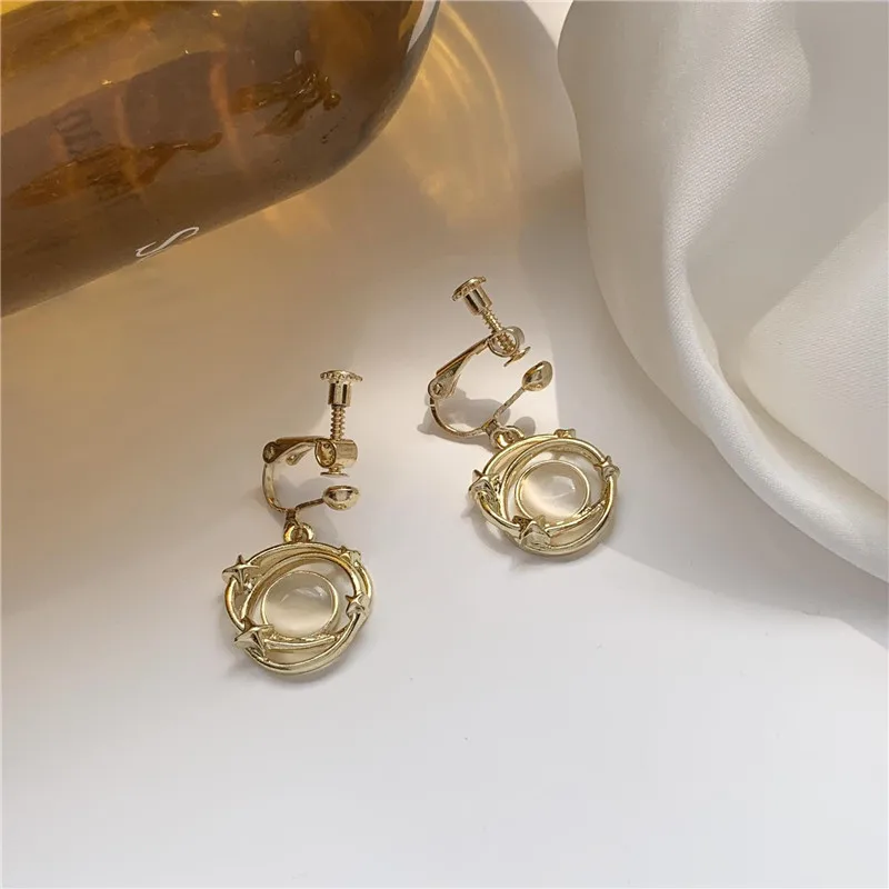 

YANGLIUJIA Korea Fashionable Joker Opal Star Earrings 2020 New Small Stud Earrings Female Party Accessories Jewelry Gifts