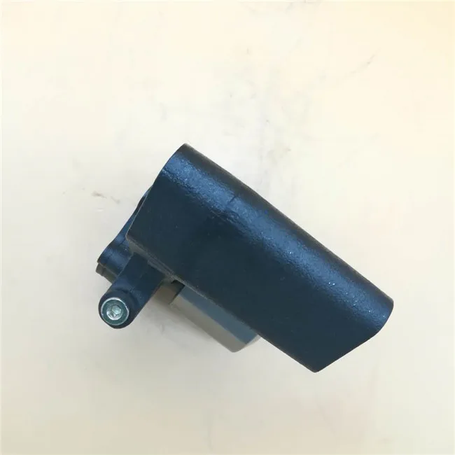 

EC210B EC290B Oil Transfer Pump D6E Fuel pump VOE21019945 21019945