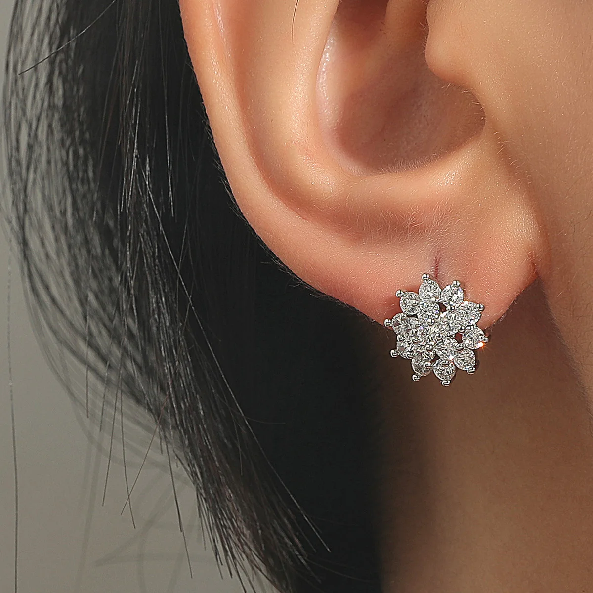 

Sun Flower Zircon Stud Earrings S925 Silver Post Snowflake Rhinestone Earrings