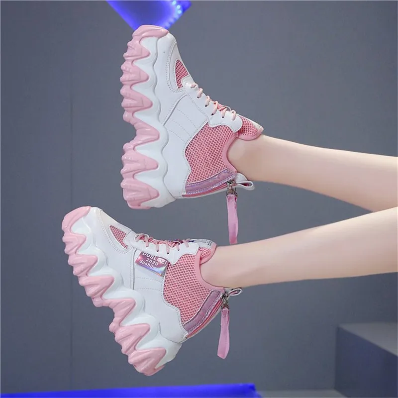 Кроссовки женские на массивной платформе повседневная обувь скрытой танкетке