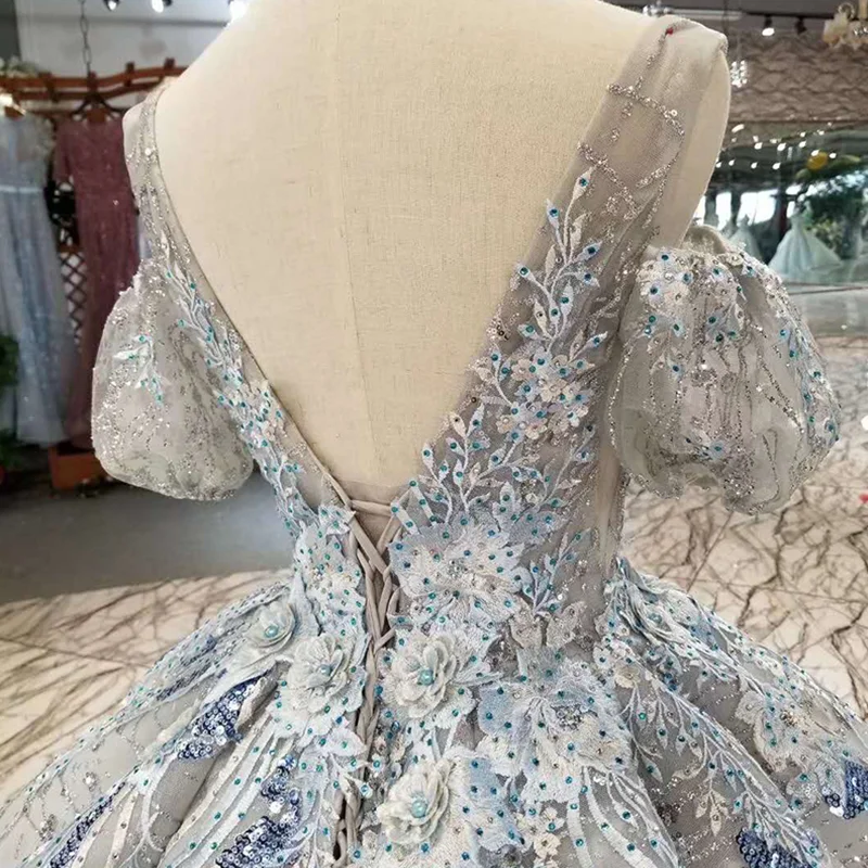 Вечернее платье LS11094 серого цвета с открытыми плечами и V образным