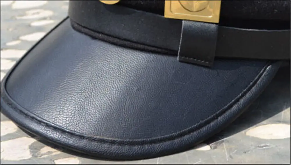 

Anime JoJo's Bizarre Adventure Jotaro Kujo ver./Joseph Ver. Cap Hat+Badge Cool