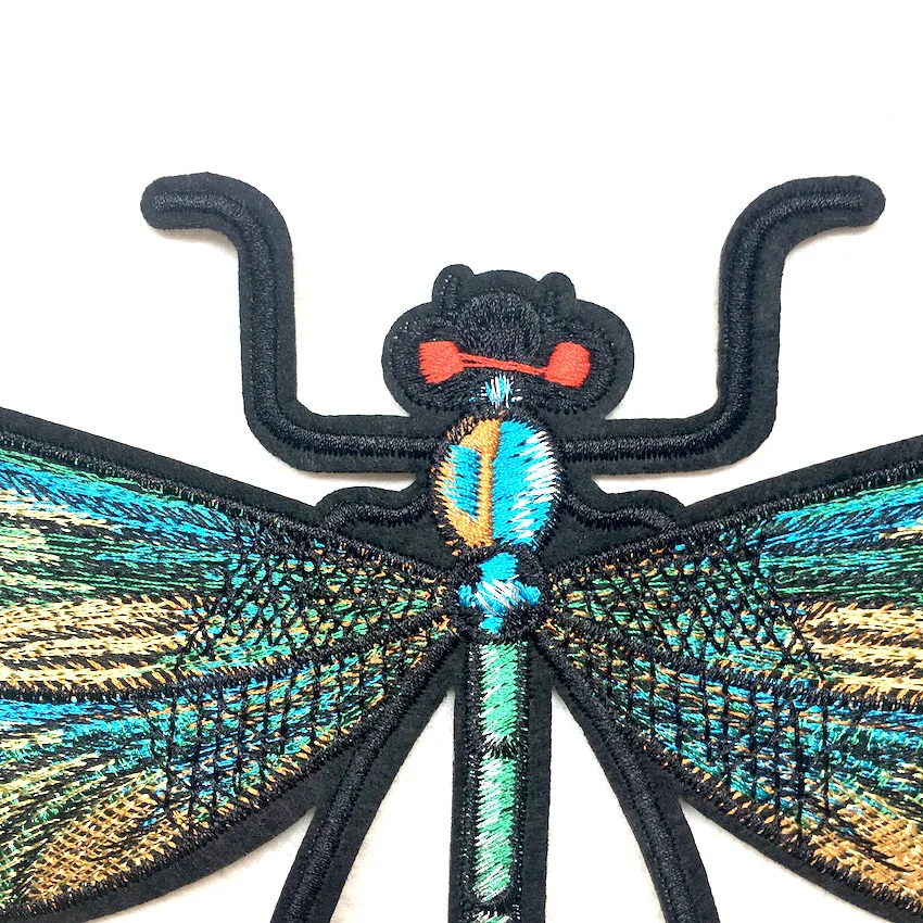 1 шт. Большая красивая вышитая аппликация в виде стрекозы нашивки для утюга