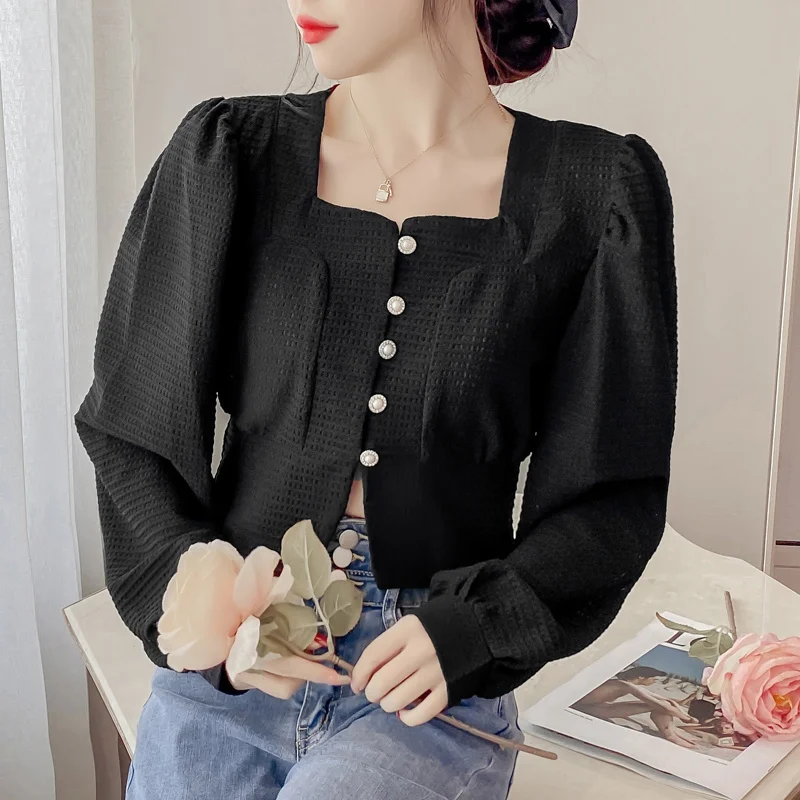 Женская рубашка с квадратным вырезом коротким рукавом и разрезом осень 2021 |