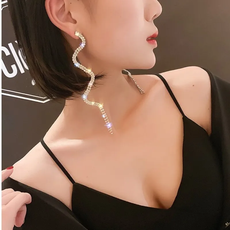 

Earrings For Women Oorbellen Hangers Statement Chain Pendientes Largos Serpentine Tassel Trendy geometric Euro-American crystal