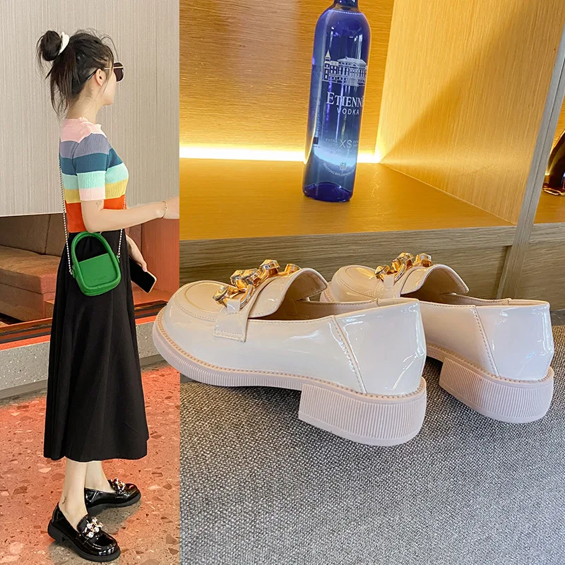 British Style Round Toe Womens Shoes Med (3cm-5cm) Fashion Spring/Autumn Slip-On Casual Shallow Bling Breathable All-match Solid