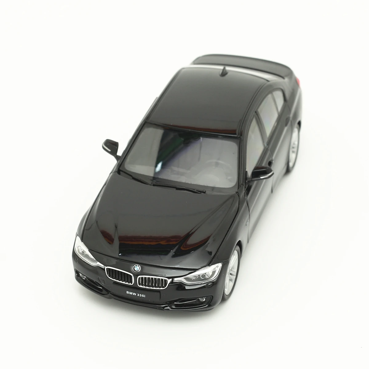 

WELLY 1:24 BMW 335i металлический роскошный автомобиль литый под давлением модель автомобиля коллекция игрушек Рождественский подарок