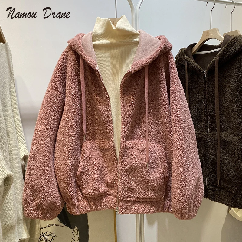 

Namou Drane 2021 Winter Simple Atmosphere Fashion Age Reduction Thick Warm Lamb Wool Hooded Jacket Women Loose Cotton Coat