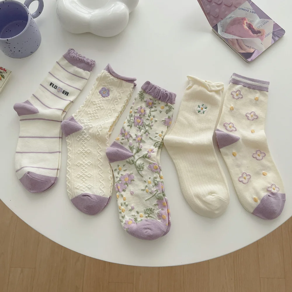 

Женские носки из мягкого хлопка в японском стиле, модные длинные носки с фиолетовыми цветами в стиле Харадзюку, ретро, винтажная уличная оде...