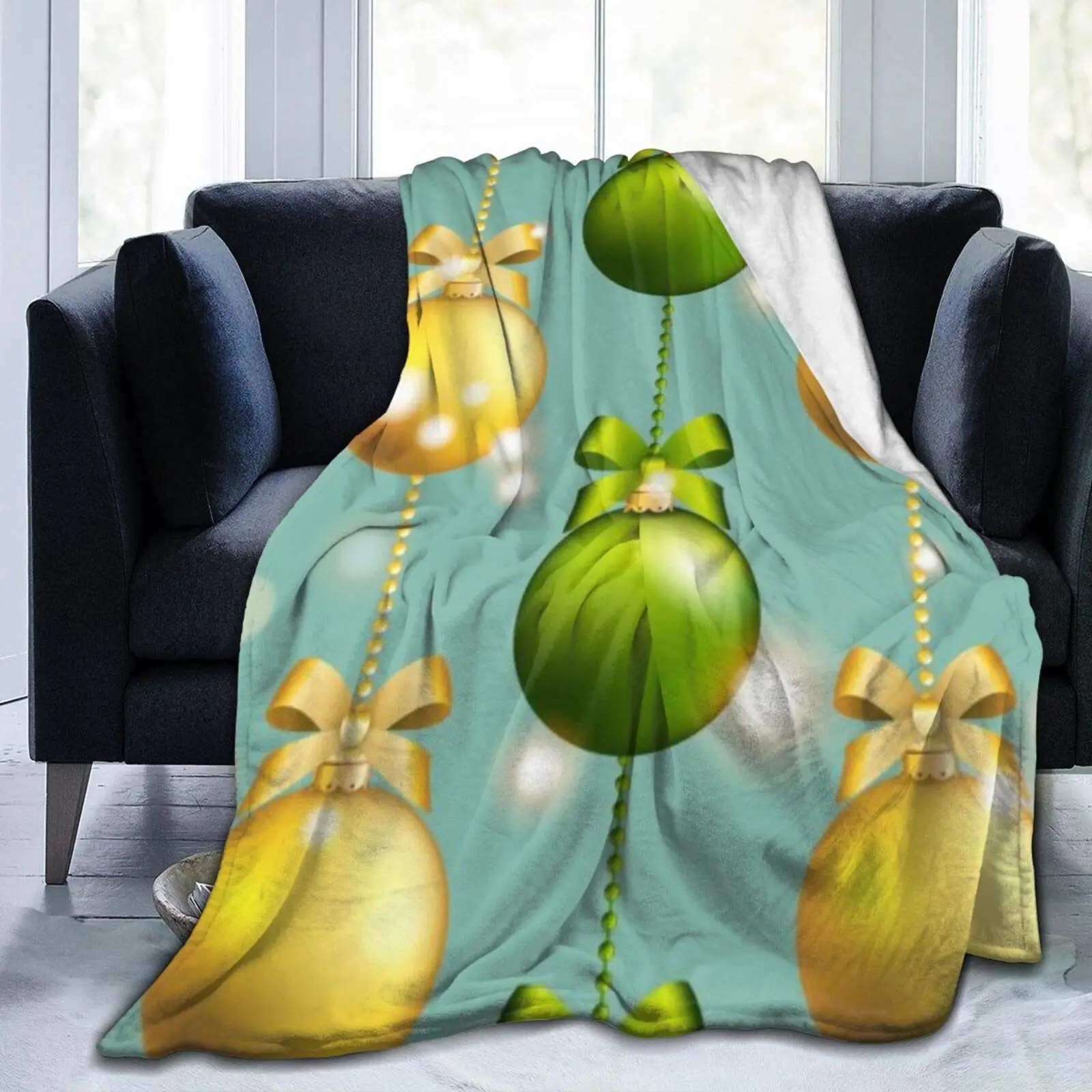 

Christmas Fleece Throw Blanket New Year Ball Pattern Christmas Lightweight Cozy Soft Plush Blanket for Couch Sofa Bed-60"x50"