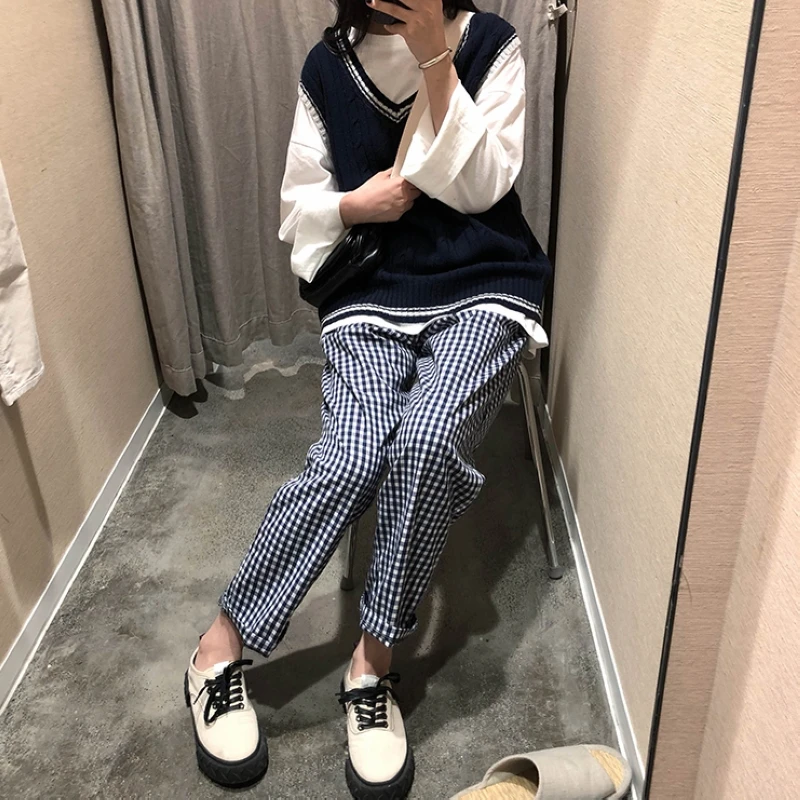 

2020 New Summer Fashion Waistcoat Women Sleeveless Loose Tank Tops Hit Color V-neck Wild Sweater Vest JY992