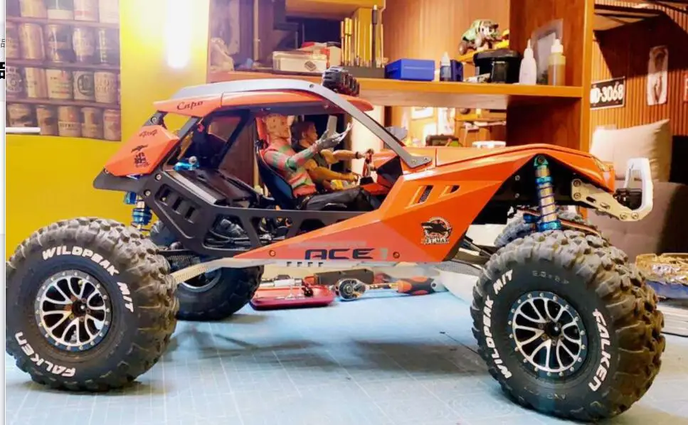 Бывшая в употреблении: ACE 1 Capo Racing 1/10 профессиональный гусеничный грузовик 4x4 4WD