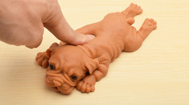 

1pc 7 Colors Children's Soft Kawaii Mini Dog Decompression Venting Toy Desktop Ornaments For Kids Adults Fun Gift With Gift Box