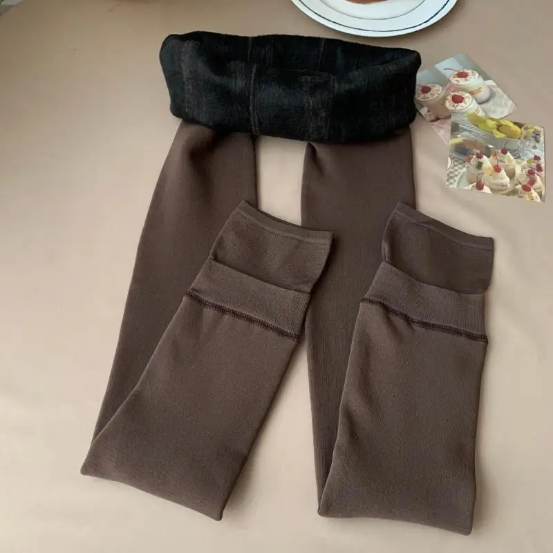 Зимние теплые леггинсы женские бархатные облегающие с высокой талией утепленные