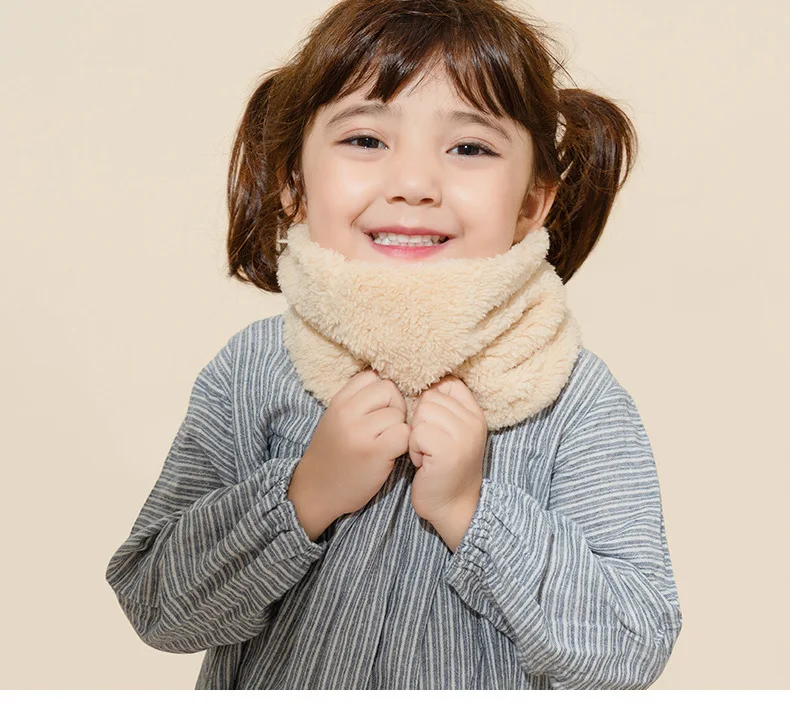 Winter cute Children Scarf Boy Girls Scarves Baby Fur Collar Scarf Ring Pompom Neck Warmers Women Present Berber Fleece24CM