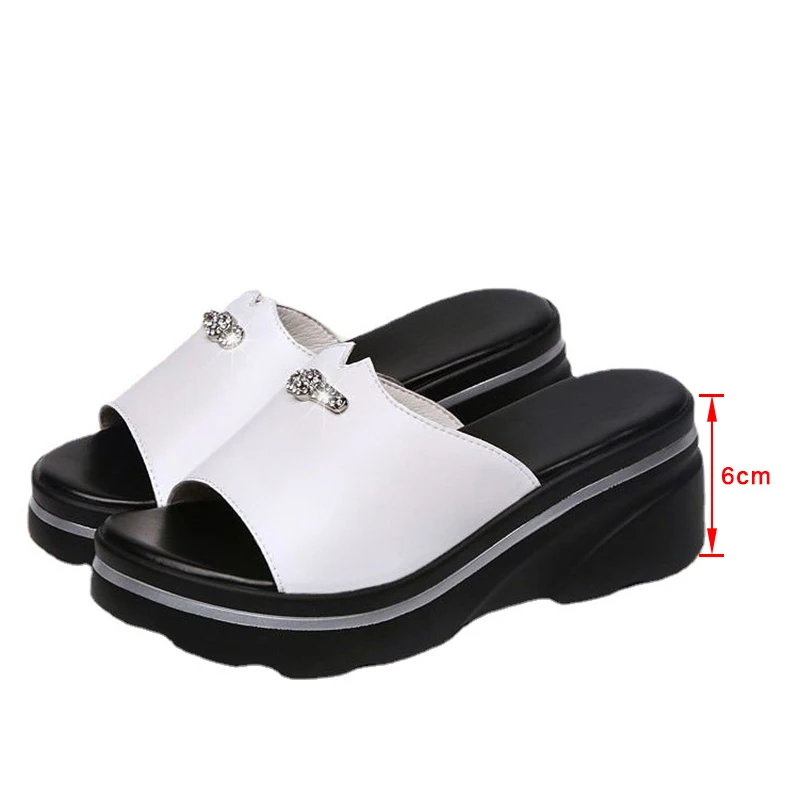 

Summer Slippers Women 2021 Thick Platform Pu Rhinestone Slides For Girls Wedge Heels Peep Toe Casual Footwear Women Beach Shoes