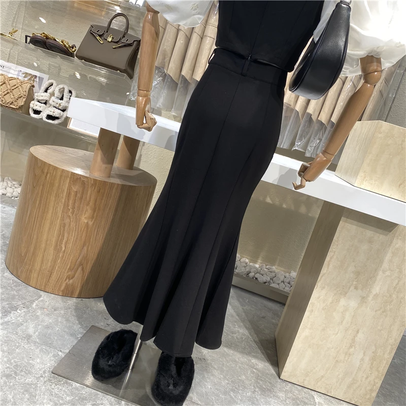 

Brand Original Design 2021 New Black High-waisted A-line Skirt With Long Buttocks And Fishtail Skirt
