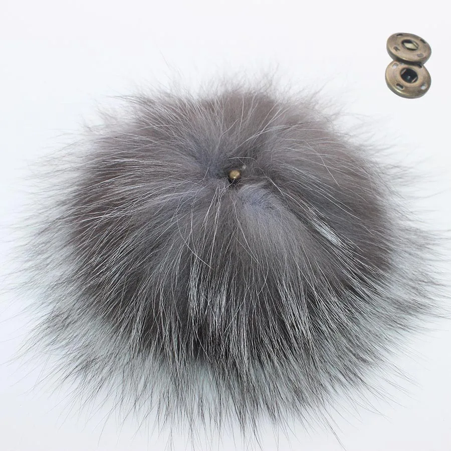 5/Lot 13cm Raccoon Fur Pom Pom with Snap Buttons Off white Pompoms For Crochet Knitted Hats Caps Fluffy Winter pompon Beanies