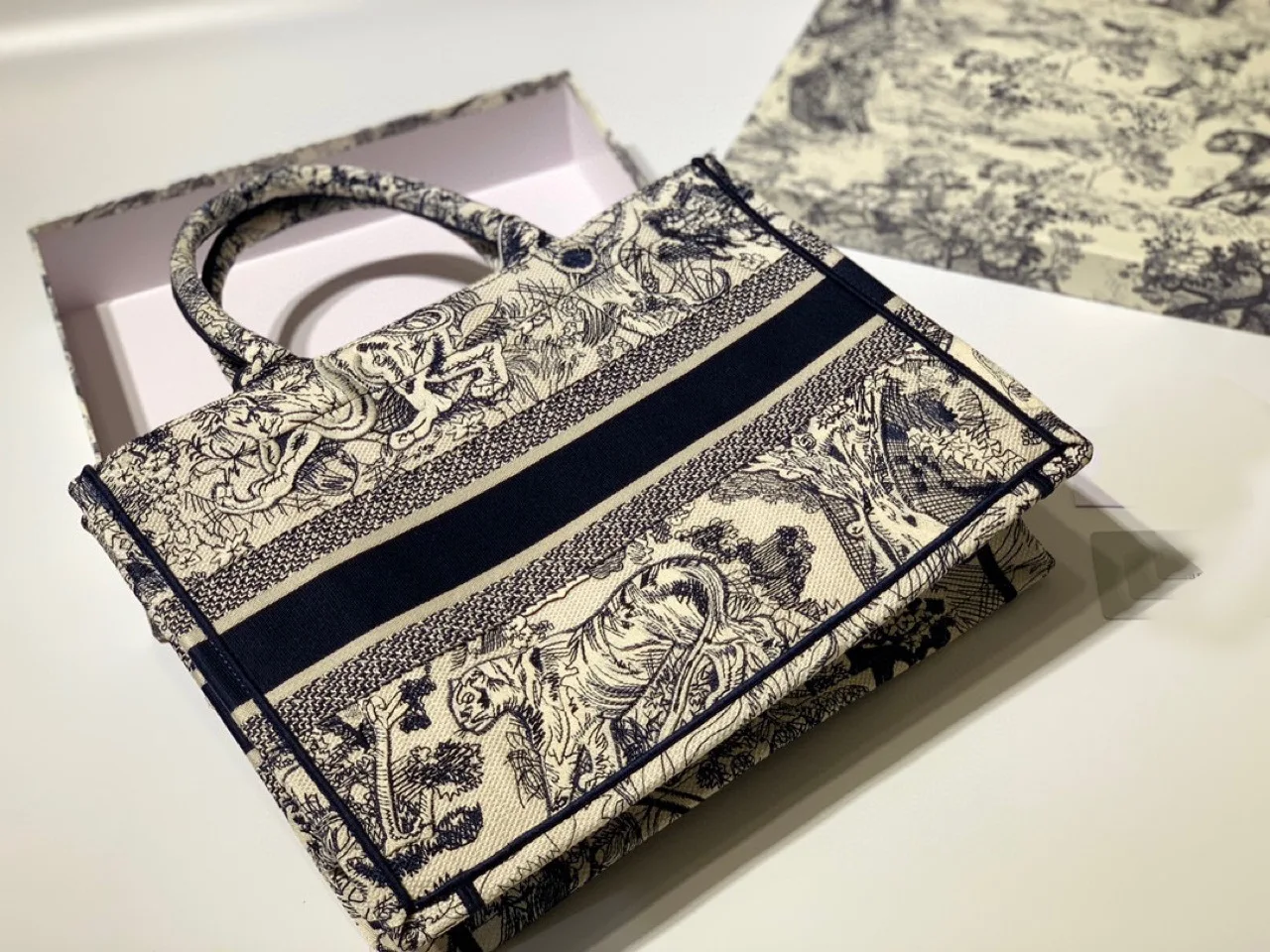 

2021 Luxury Small Tote Canvas Handbags Lady 3D Embroidery Brand Bags Designer Leather Shoulder handbag Female Bags For Women