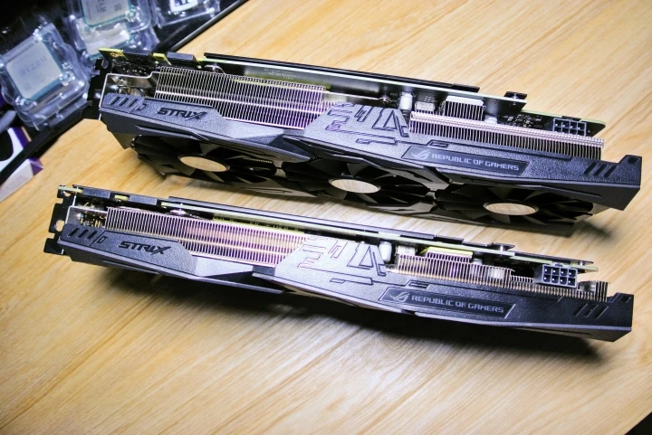 Видеокарта ASUS GTX1070TI 8G GTX 1070TI 3fan б/у 90% новая|Видеокарты| |