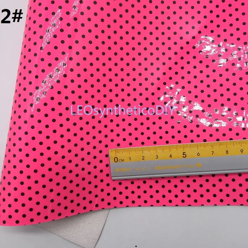 Мини-рулон 30x134 см розовый блестящий материал крупная блестящая кожа с принтом в