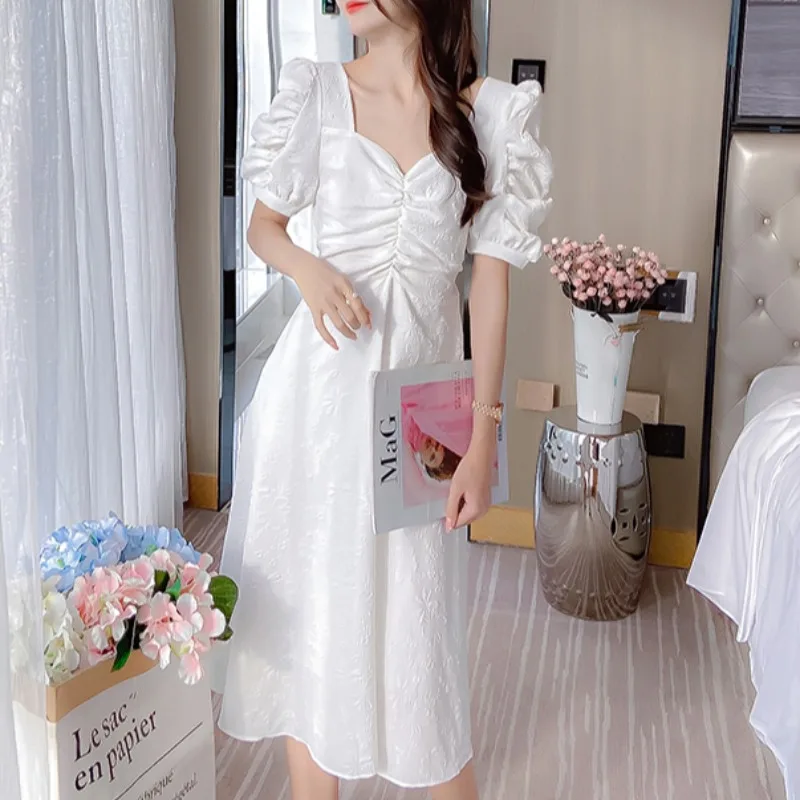 

2021 Summer New Sexy V-Neck Puff Sleeve Women Dresses French Style Slim Folds Midi Long Short Sleeve Dress Fashion Solid Dress