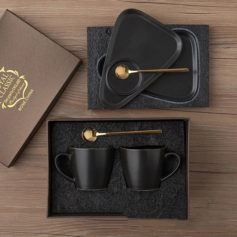 Набор керамических кофейных чашек в европейском стиле блюдце ложка 260 мл