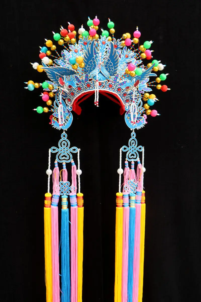 Рисунок 5 - Женский головной убор