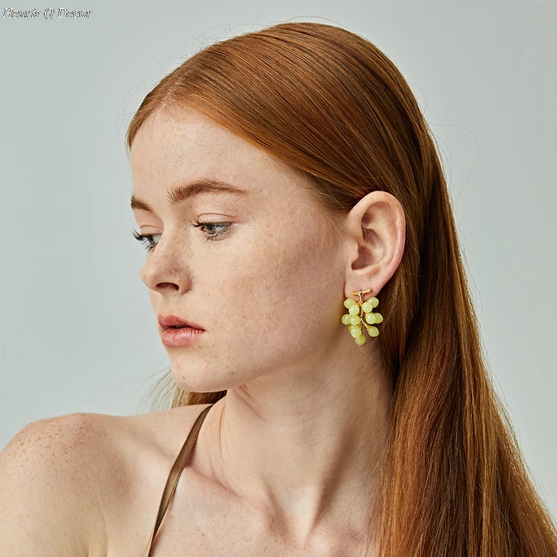 

Women Jewelry 3D Resin Grape Statement Stud Earrings Gown Boho Brincos T Show Party Runway Boho Rare Japan Korean Style