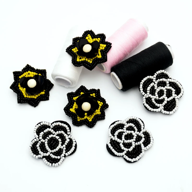 

AHYONNIEX 1PCS Small Handmade Beads Flower Patches Sew On Applique DIY Flower Patches for Clothing Shoes Beaded Parch