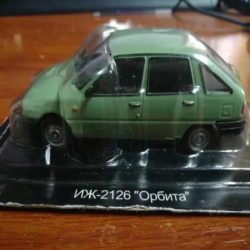 Ретро редкий 1/43 модель автомобиля литье под давлением винтажная Игрушка коллекция автомобилей Дисплей Модель ИЖ-212" Орбита" хэтчбек-автомобиль