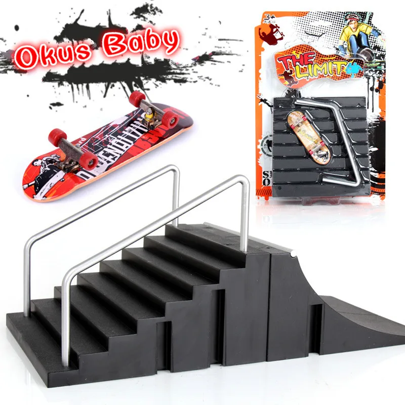 

Newest Mini Finger Skate Training Board Table Game Finger Skating Board with Ramp Parts kids Toy Baby Accessories Toys For Kids