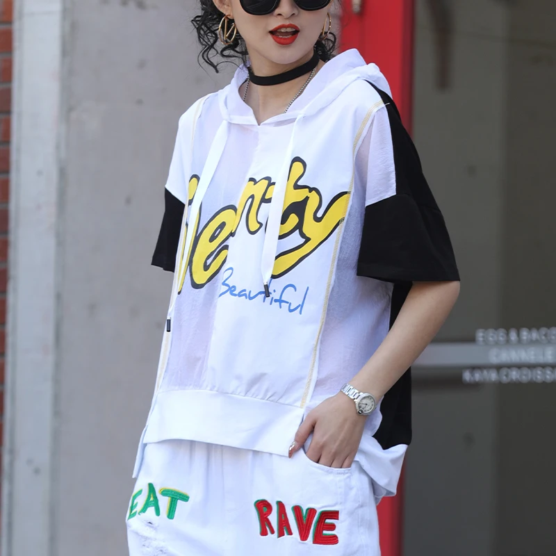 

SOUL OF TIGER Korean Style 2021 Clothing Womens Printed Hooded Tees Ladies Loose Fitness Tops Female Patchwork Tshirts Big Size