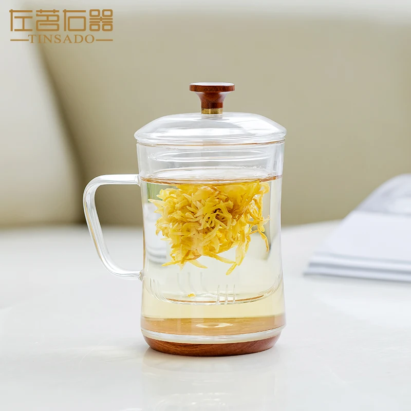 Ручная выдувная термостойкая стеклянная чайная чашка с крышкой и инфузером 300 мл