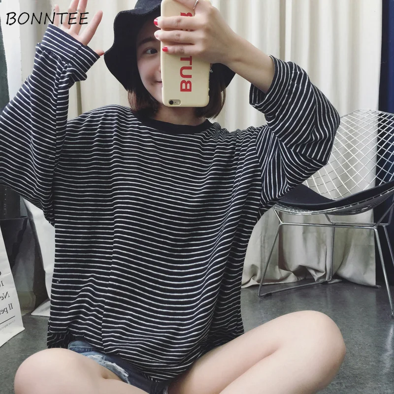 Футболки женские с круглым вырезом свободные полосатые длинным рукавом в стиле