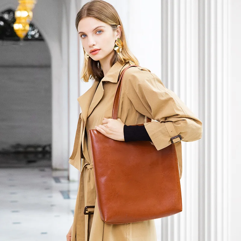 

Free Shipping 2022 Autumn Winter New Style Cowhide Handbags Ladies Simple Large-capacity Fashion Hand-held Shopping Tote Bags