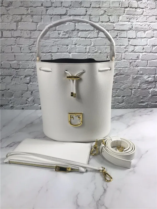 Весна/Лето Новое поступление Оригинальные женские сумки FURLA, высокое качество, маленькие размеры, женские меховые сумки белого цвета, размер 24 см* 22 см* 16 см