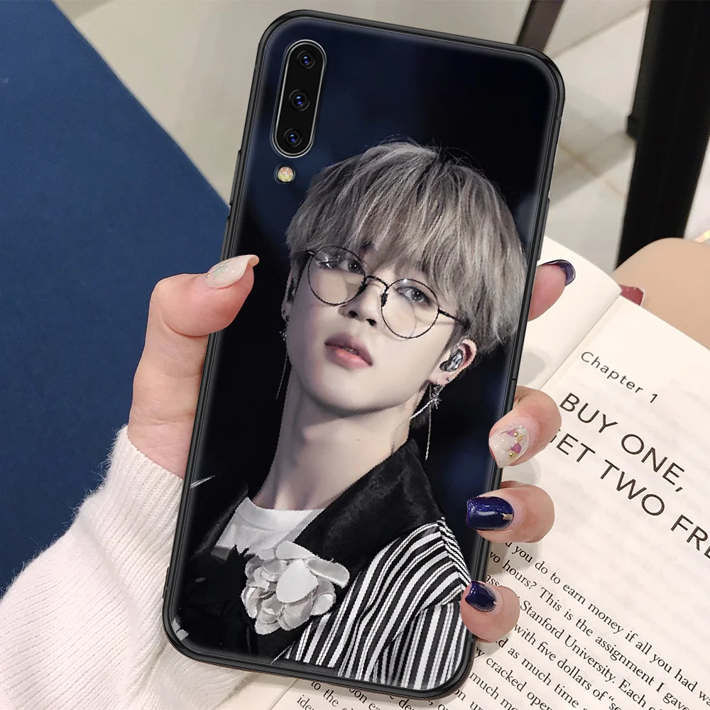 Чехол Jimin Handsome для Samsung Galaxy A10 A12 A20E A21S A30 A32 A40 A50 A51 A52 A70 A71 A72 A5 A6 A7 2016 20 черный мягкий.