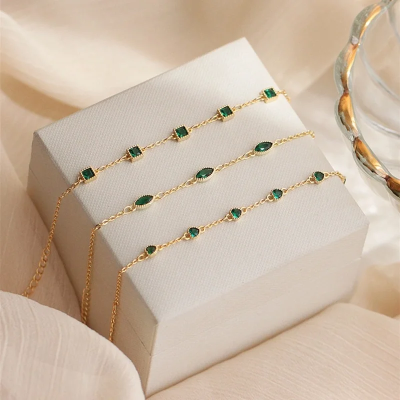 

Нежный 925 стерлингового серебра с изумрудным хрусталем браслет для женщин Роскошные блестящие темперамент Свадебная вечеринка, ювелирное ...