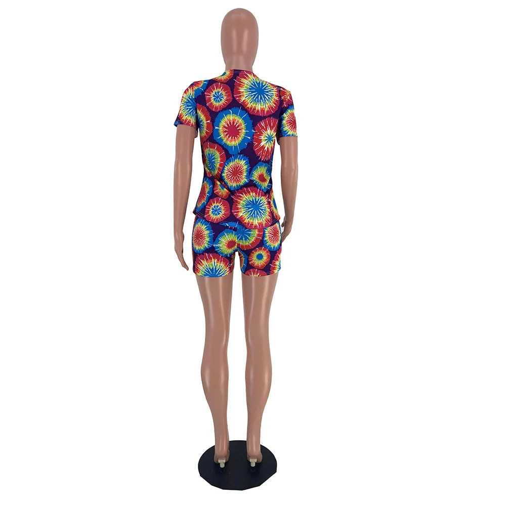 Женский летний костюм из футболки и шортов с принтом| |