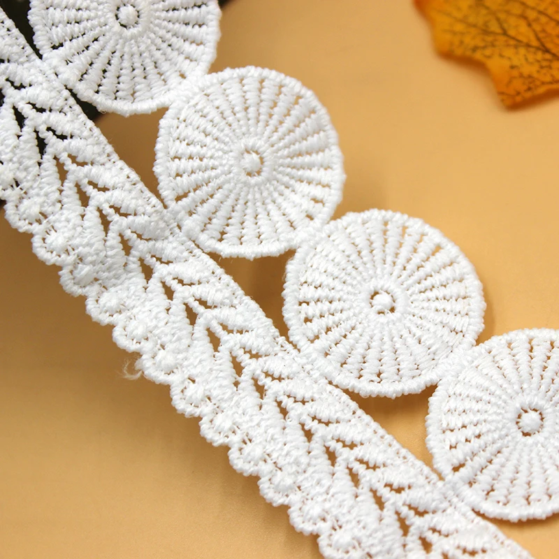 Черный/кремово-белый молочный Шелковый с кисточками Круг вышитые кружевной