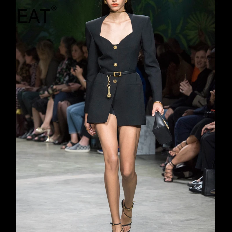 Женское однобортное платье DEAT облегающее с квадратным воротником высокой талией