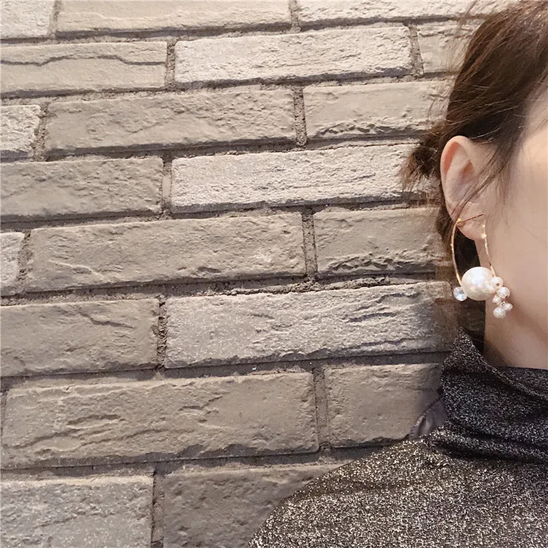 

Fashion ear jewelry silver needle simple geometric personality pearl bright diamond female stud earrings